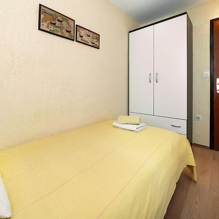 Apartments Ivo With Sea View Baska  Ngoại thất bức ảnh